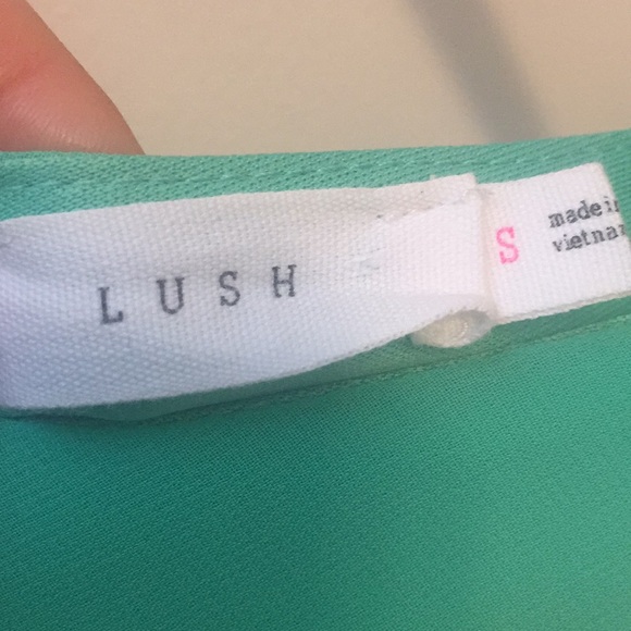 Lush size small dress with criss cross cut out - Picture 6 of 6